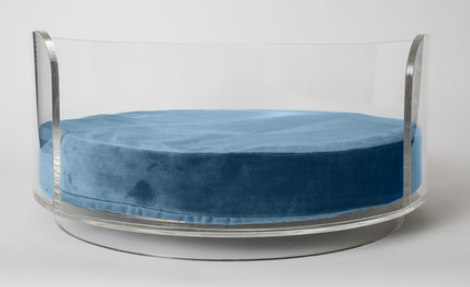pet-lounge-studios-acrylic-curved-dog-bed